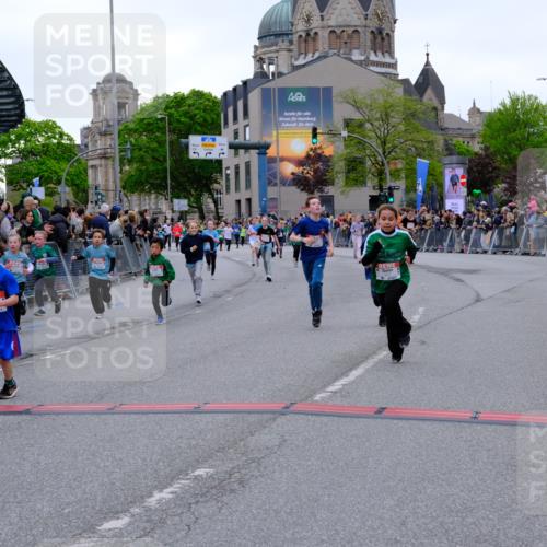 25.04.2026 - Das Zehntel Tim E. http://msf.ph/oto/9575813 25.04.2026 10:54:53 Ziel 5116, 5388, 5456, 5674, 5857, 5923, 5927, 5959, 6026, 6090, 6206, 6217, 6249, 6299, 6404, 6406, 6499, 6514, 6539, 6748, 6909, 6958, 7500, 7517, 7618, 7893 meine-sportfotos.de