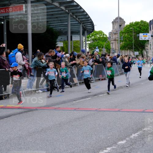 25.04.2026 - Das Zehntel Tim E. http://msf.ph/oto/9575822 25.04.2026 10:54:54 Ziel 5116, 5388, 5456, 5674, 5857, 5923, 5927, 5959, 6061, 6090, 6206, 6217, 6249, 6299, 6404, 6406, 6499, 6514, 6539, 6748, 6909, 6958, 7500, 7517, 7618, 7893 meine-sportfotos.de