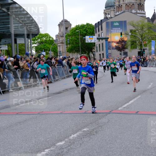 25.04.2026 - Das Zehntel Tim E. http://msf.ph/oto/9575834 25.04.2026 10:54:59 Ziel 5116, 5388, 5394, 5456, 5498, 5674, 5880, 5927, 5959, 6007, 6061, 6090, 6206, 6221, 6249, 6958, 7177, 7500, 7517, 7618, 7701, 7807, 7837, 7856 meine-sportfotos.de