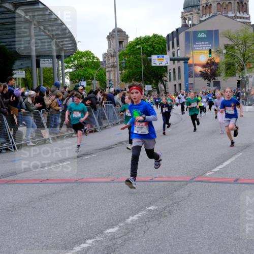 25.04.2026 - Das Zehntel Tim E. http://msf.ph/oto/9575835 25.04.2026 10:54:59 Ziel 5116, 5388, 5394, 5456, 5498, 5674, 5880, 5927, 5959, 6007, 6061, 6090, 6206, 6221, 6249, 6958, 7177, 7500, 7517, 7618, 7701, 7807, 7837, 7856 meine-sportfotos.de