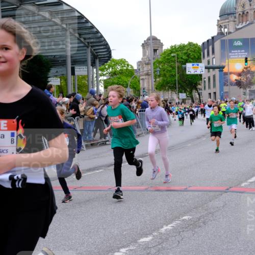 25.04.2026 - Das Zehntel Tim E. http://msf.ph/oto/9575852 25.04.2026 10:55:02 Ziel 5038, 5388, 5394, 5456, 5498, 5674, 5880, 6007, 6061, 6090, 6206, 6221, 6374, 6501, 6958, 7177, 7209, 7500, 7517, 7618, 7701, 7759, 7807, 7837, 7849, 7856, 7970 meine-sportfotos.de