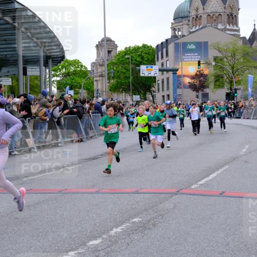 25.04.2026 - Das Zehntel Tim E. http://msf.ph/oto/9575858 25.04.2026 10:55:03 Ziel 5038, 5394, 5498, 5880, 6007, 6061, 6090, 6206, 6221, 6374, 6498, 6501, 6958, 7177, 7209, 7500, 7517, 7701, 7759, 7807, 7837, 7849, 7856, 7944, 7948, 7970 meine-sportfotos.de