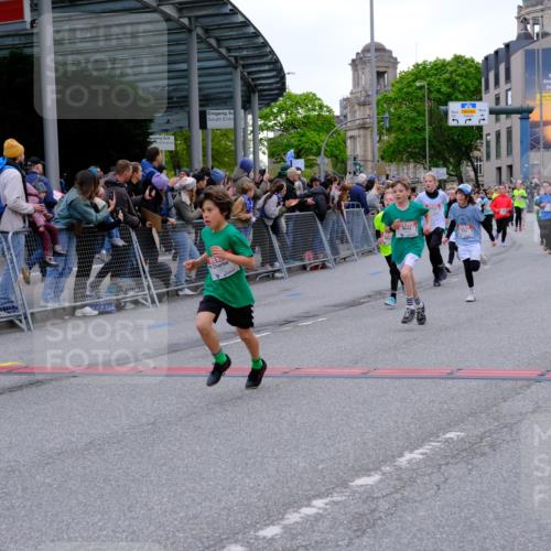 25.04.2026 - Das Zehntel Tim E. http://msf.ph/oto/9575866 25.04.2026 10:55:04 Ziel 5038, 5394, 5498, 5880, 6007, 6061, 6090, 6221, 6354, 6359, 6374, 6498, 6501, 6958, 7177, 7200, 7209, 7701, 7759, 7807, 7837, 7849, 7856, 7944, 7948, 7970 meine-sportfotos.de