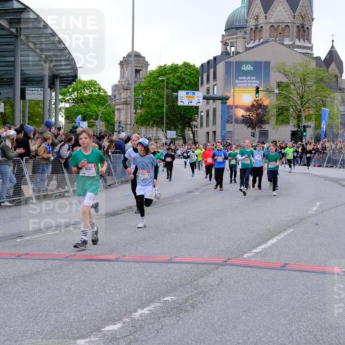 25.04.2026 - Das Zehntel Tim E. http://msf.ph/oto/9575868 25.04.2026 10:55:05 Ziel 5038, 5394, 5498, 5660, 5880, 6007, 6061, 6090, 6221, 6354, 6359, 6374, 6498, 6501, 6958, 7149, 7177, 7200, 7209, 7701, 7759, 7807, 7837, 7849, 7856, 7944, 7948, 7970 meine-sportfotos.de