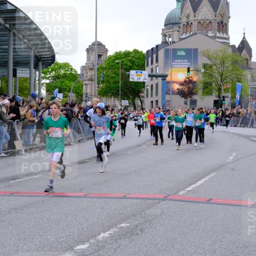 25.04.2026 - Das Zehntel Tim E. http://msf.ph/oto/9575869 25.04.2026 10:55:05 Ziel 5038, 5394, 5498, 5660, 5880, 6007, 6061, 6090, 6221, 6354, 6359, 6374, 6498, 6501, 6958, 7149, 7177, 7200, 7209, 7701, 7759, 7807, 7837, 7849, 7856, 7944, 7948, 7970 meine-sportfotos.de