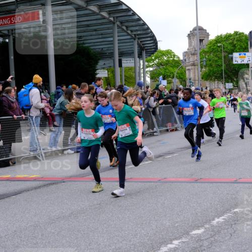 25.04.2026 - Das Zehntel Tim E. http://msf.ph/oto/9575879 25.04.2026 10:55:08 Ziel 5038, 5244, 5250, 5490, 5498, 5660, 5926, 5990, 6007, 6354, 6359, 6374, 6498, 6501, 6954, 6973, 7149, 7177, 7200, 7209, 7258, 7701, 7759, 7807, 7837, 7849, 7856, 7944, 7948, 7970 meine-sportfotos.de