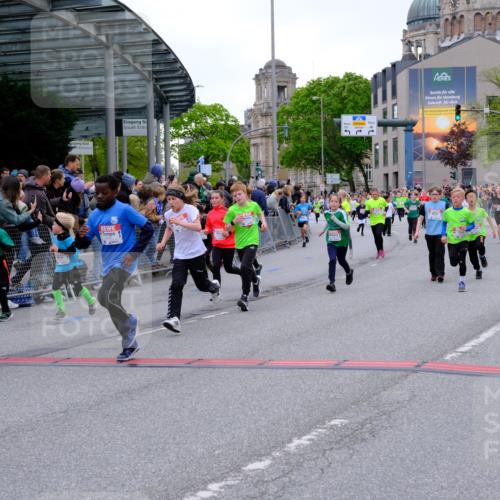 25.04.2026 - Das Zehntel Tim E. http://msf.ph/oto/9575881 25.04.2026 10:55:09 Ziel 5038, 5244, 5250, 5486, 5490, 5497, 5498, 5660, 5926, 5990, 6007, 6354, 6359, 6374, 6498, 6501, 6954, 6973, 7149, 7177, 7200, 7209, 7251, 7258, 7679, 7701, 7759, 7837, 7849, 7856, 7944, 7948, 7970 meine-sportfotos.de