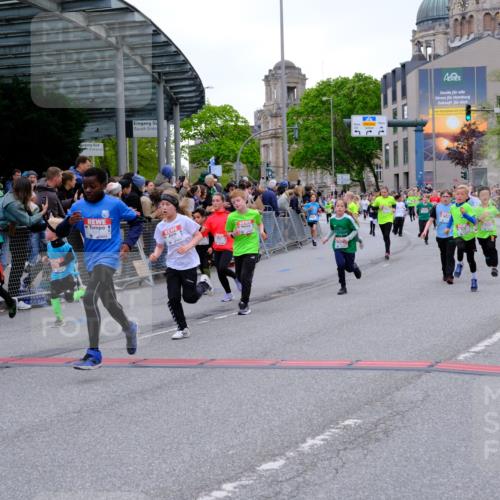 25.04.2026 - Das Zehntel Tim E. http://msf.ph/oto/9575882 25.04.2026 10:55:09 Ziel 5038, 5244, 5250, 5486, 5490, 5497, 5498, 5660, 5926, 5990, 6007, 6354, 6359, 6374, 6498, 6501, 6954, 6973, 7149, 7177, 7200, 7209, 7251, 7258, 7679, 7701, 7759, 7837, 7849, 7856, 7944, 7948, 7970 meine-sportfotos.de