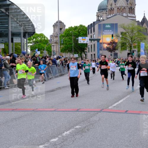 25.04.2026 - Das Zehntel Tim E. http://msf.ph/oto/9575893 25.04.2026 10:55:12 Ziel 5038, 5207, 5244, 5250, 5486, 5490, 5497, 5521, 5553, 5660, 5926, 5990, 6354, 6359, 6374, 6498, 6501, 6905, 6954, 6973, 7149, 7200, 7209, 7251, 7258, 7386, 7679, 7759, 7843, 7849, 7944, 7948, 7970 meine-sportfotos.de