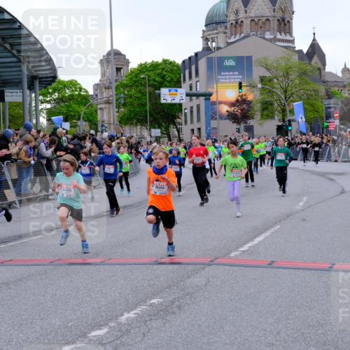 25.04.2026 - Das Zehntel Tim E. http://msf.ph/oto/9575926 25.04.2026 10:55:18 Ziel 5095, 5099, 5207, 5244, 5250, 5364, 5381, 5405, 5486, 5490, 5497, 5521, 5549, 5553, 5926, 5963, 5977, 5990, 6152, 6624, 6677, 6905, 6954, 6973, 7019, 7090, 7240, 7251, 7258, 7308, 7386, 7543, 7679, 7722, 7843, 7879, 8000 meine-sportfotos.de