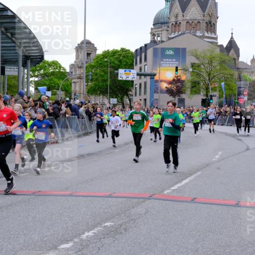 25.04.2026 - Das Zehntel Tim E. http://msf.ph/oto/9575945 25.04.2026 10:55:21 Ziel 5095, 5099, 5207, 5261, 5263, 5274, 5288, 5364, 5367, 5381, 5405, 5486, 5493, 5494, 5497, 5521, 5549, 5553, 5963, 5977, 6152, 6545, 6624, 6677, 6905, 7019, 7090, 7092, 7240, 7251, 7308, 7386, 7543, 7679, 7722, 7843, 7879, 8000, 8009 meine-sportfotos.de