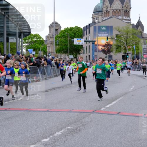 25.04.2026 - Das Zehntel Tim E. http://msf.ph/oto/9575947 25.04.2026 10:55:21 Ziel 5095, 5099, 5207, 5261, 5263, 5274, 5288, 5364, 5367, 5381, 5405, 5486, 5493, 5494, 5497, 5521, 5549, 5553, 5963, 5977, 6152, 6545, 6624, 6677, 6905, 7019, 7090, 7092, 7240, 7251, 7308, 7386, 7543, 7679, 7722, 7843, 7879, 8000, 8009 meine-sportfotos.de