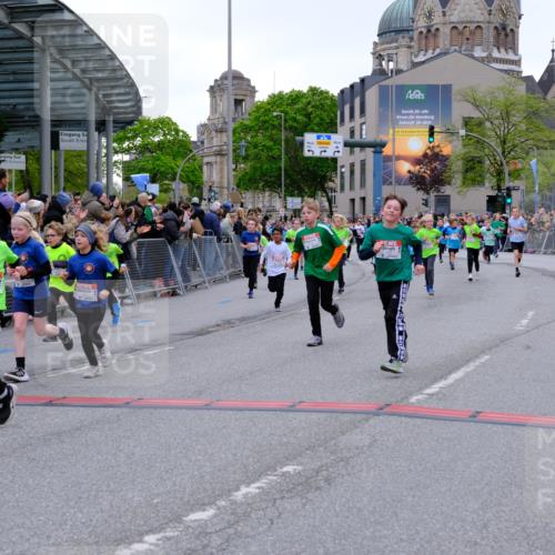 25.04.2026 - Das Zehntel Tim E. http://msf.ph/oto/9575949 25.04.2026 10:55:21 Ziel 5095, 5099, 5207, 5261, 5263, 5274, 5288, 5364, 5367, 5381, 5405, 5486, 5493, 5494, 5497, 5521, 5549, 5553, 5963, 5977, 6152, 6545, 6624, 6677, 6905, 7019, 7090, 7092, 7240, 7251, 7308, 7386, 7543, 7679, 7722, 7843, 7879, 8000, 8009 meine-sportfotos.de