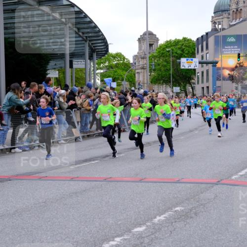 25.04.2026 - Das Zehntel Tim E. http://msf.ph/oto/9575970 25.04.2026 10:55:24 Ziel 5034, 5035, 5095, 5099, 5207, 5261, 5263, 5274, 5288, 5364, 5367, 5381, 5405, 5493, 5494, 5549, 5553, 5963, 5977, 6006, 6034, 6152, 6433, 6545, 6624, 6677, 6813, 7019, 7090, 7092, 7115, 7132, 7240, 7308, 7543, 7722, 7875, 7879, 8000, 8009 meine-sportfotos.de