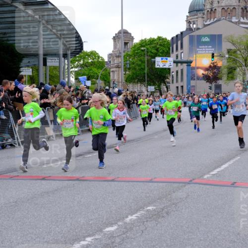 25.04.2026 - Das Zehntel Tim E. http://msf.ph/oto/9575971 25.04.2026 10:55:24 Ziel 5034, 5035, 5095, 5099, 5207, 5261, 5263, 5274, 5288, 5364, 5367, 5381, 5405, 5493, 5494, 5549, 5553, 5963, 5977, 6006, 6034, 6152, 6433, 6545, 6624, 6677, 6813, 7019, 7090, 7092, 7115, 7132, 7240, 7308, 7543, 7722, 7875, 7879, 8000, 8009 meine-sportfotos.de