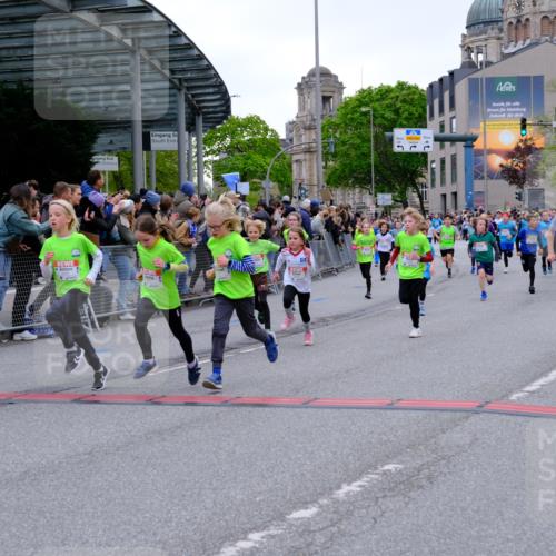 25.04.2026 - Das Zehntel Tim E. http://msf.ph/oto/9575973 25.04.2026 10:55:25 Ziel 5034, 5035, 5095, 5099, 5261, 5263, 5274, 5288, 5364, 5367, 5381, 5405, 5493, 5494, 5549, 5697, 5721, 5756, 5963, 5977, 6006, 6034, 6067, 6152, 6433, 6526, 6545, 6624, 6677, 6813, 6965, 7019, 7090, 7092, 7115, 7132, 7240, 7244, 7308, 7543, 7722, 7875, 7879, 8000, 8009 meine-sportfotos.de