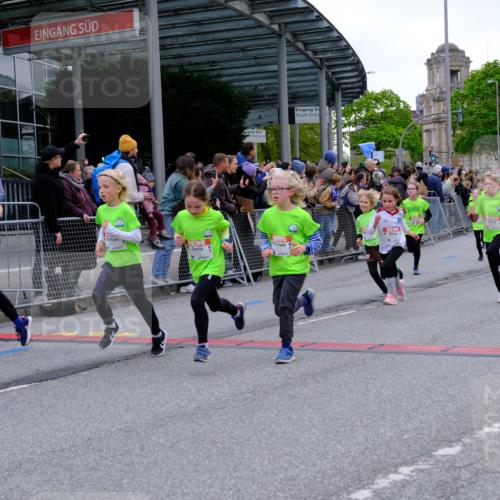 25.04.2026 - Das Zehntel Tim E. http://msf.ph/oto/9575977 25.04.2026 10:55:25 Ziel 5034, 5035, 5095, 5099, 5261, 5263, 5274, 5288, 5364, 5367, 5381, 5405, 5493, 5494, 5549, 5697, 5721, 5756, 5963, 5977, 6006, 6034, 6067, 6152, 6433, 6526, 6545, 6624, 6677, 6813, 6965, 7019, 7090, 7092, 7115, 7132, 7240, 7244, 7308, 7543, 7722, 7875, 7879, 8000, 8009 meine-sportfotos.de