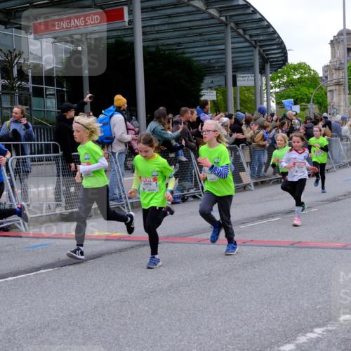 25.04.2026 - Das Zehntel Tim E. http://msf.ph/oto/9575978 25.04.2026 10:55:25 Ziel 5034, 5035, 5095, 5099, 5261, 5263, 5274, 5288, 5364, 5367, 5381, 5405, 5493, 5494, 5549, 5697, 5721, 5756, 5963, 5977, 6006, 6034, 6067, 6152, 6433, 6526, 6545, 6624, 6677, 6813, 6965, 7019, 7090, 7092, 7115, 7132, 7240, 7244, 7308, 7543, 7722, 7875, 7879, 8000, 8009 meine-sportfotos.de