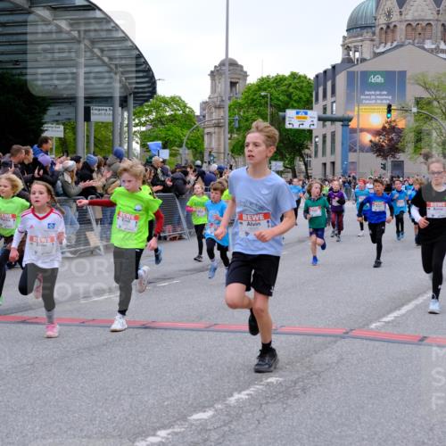 25.04.2026 - Das Zehntel Tim E. http://msf.ph/oto/9575981 25.04.2026 10:55:26 Ziel 5034, 5035, 5095, 5099, 5261, 5263, 5274, 5288, 5364, 5367, 5381, 5405, 5493, 5494, 5549, 5697, 5721, 5756, 6006, 6034, 6067, 6152, 6433, 6526, 6545, 6677, 6813, 6965, 7019, 7090, 7092, 7115, 7132, 7161, 7240, 7244, 7308, 7466, 7875, 7879, 8000, 8009 meine-sportfotos.de