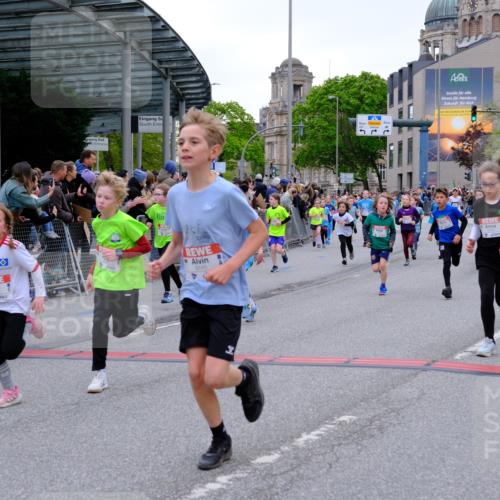 25.04.2026 - Das Zehntel Tim E. http://msf.ph/oto/9575984 25.04.2026 10:55:26 Ziel 5034, 5035, 5095, 5099, 5261, 5263, 5274, 5288, 5364, 5367, 5381, 5405, 5493, 5494, 5549, 5697, 5721, 5756, 6006, 6034, 6067, 6152, 6433, 6526, 6545, 6677, 6813, 6965, 7019, 7090, 7092, 7115, 7132, 7161, 7240, 7244, 7308, 7466, 7875, 7879, 8000, 8009 meine-sportfotos.de
