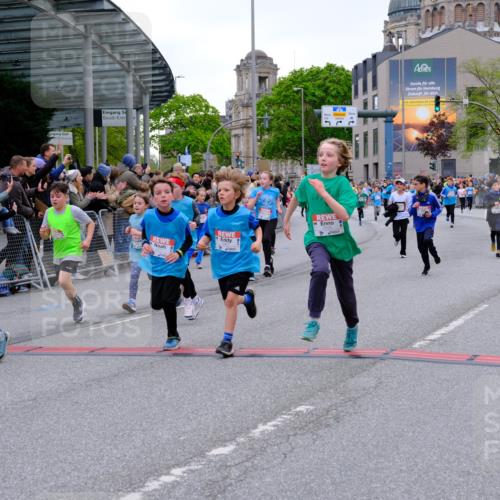 25.04.2026 - Das Zehntel Tim E. http://msf.ph/oto/9576003 25.04.2026 10:55:30 Ziel 5034, 5035, 5039, 5095, 5261, 5263, 5274, 5288, 5367, 5420, 5443, 5493, 5494, 5578, 5583, 5696, 5697, 5721, 5747, 5756, 5791, 6006, 6034, 6067, 6412, 6433, 6526, 6545, 6552, 6586, 6813, 6871, 6876, 6884, 6952, 6953, 6965, 6999, 7019, 7092, 7115, 7132, 7161, 7228, 7244, 7466, 7518, 7875, 8009 meine-sportfotos.de