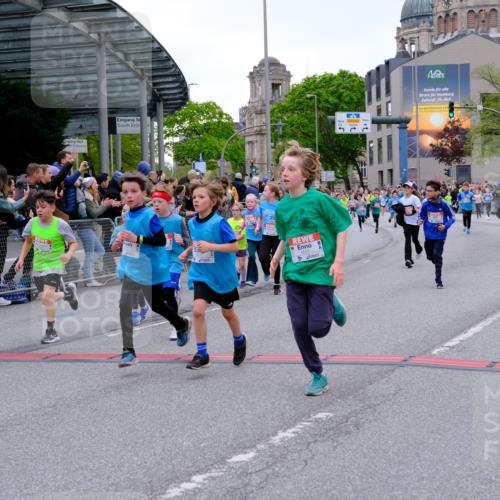 25.04.2026 - Das Zehntel Tim E. http://msf.ph/oto/9576005 25.04.2026 10:55:30 Ziel 5034, 5035, 5039, 5095, 5261, 5263, 5274, 5288, 5367, 5420, 5443, 5493, 5494, 5578, 5583, 5696, 5697, 5721, 5747, 5756, 5791, 6006, 6034, 6067, 6412, 6433, 6526, 6545, 6552, 6586, 6813, 6871, 6876, 6884, 6952, 6953, 6965, 6999, 7019, 7092, 7115, 7132, 7161, 7228, 7244, 7466, 7518, 7875, 8009 meine-sportfotos.de
