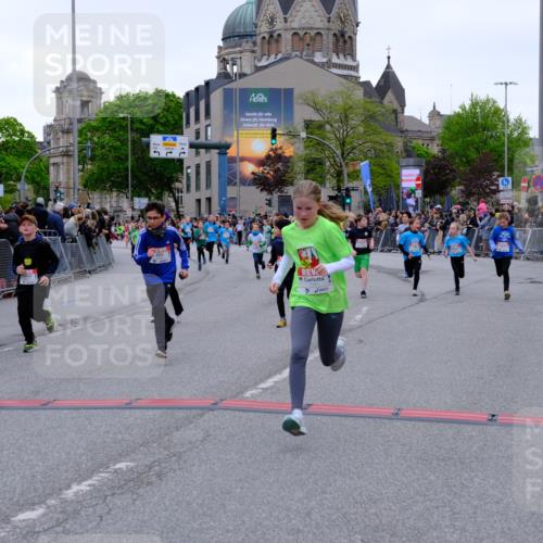 25.04.2026 - Das Zehntel Tim E. http://msf.ph/oto/9576012 25.04.2026 10:55:31 Ziel 5034, 5035, 5039, 5195, 5261, 5263, 5274, 5288, 5367, 5420, 5443, 5493, 5494, 5578, 5583, 5696, 5697, 5721, 5747, 5756, 5791, 6006, 6034, 6067, 6412, 6433, 6526, 6545, 6552, 6586, 6813, 6871, 6876, 6884, 6952, 6953, 6965, 6999, 7092, 7115, 7132, 7161, 7228, 7244, 7466, 7518, 7875, 8009 meine-sportfotos.de