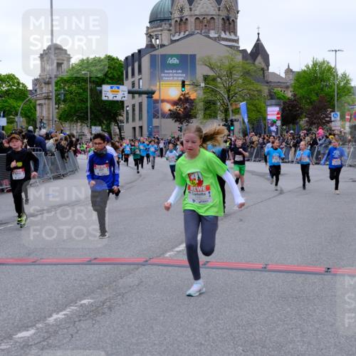 25.04.2026 - Das Zehntel Tim E. http://msf.ph/oto/9576013 25.04.2026 10:55:31 Ziel 5034, 5035, 5039, 5195, 5261, 5263, 5274, 5288, 5367, 5420, 5443, 5493, 5494, 5578, 5583, 5696, 5697, 5721, 5747, 5756, 5791, 6006, 6034, 6067, 6412, 6433, 6526, 6545, 6552, 6586, 6813, 6871, 6876, 6884, 6952, 6953, 6965, 6999, 7092, 7115, 7132, 7161, 7228, 7244, 7466, 7518, 7875, 8009 meine-sportfotos.de