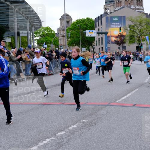 25.04.2026 - Das Zehntel Tim E. http://msf.ph/oto/9576024 25.04.2026 10:55:33 Ziel 5034, 5035, 5039, 5195, 5263, 5420, 5443, 5493, 5494, 5578, 5583, 5696, 5697, 5721, 5747, 5756, 5791, 6006, 6034, 6067, 6412, 6433, 6526, 6552, 6586, 6813, 6871, 6876, 6884, 6952, 6953, 6965, 6999, 7092, 7115, 7132, 7161, 7228, 7244, 7466, 7518, 7835, 7875, 8009 meine-sportfotos.de