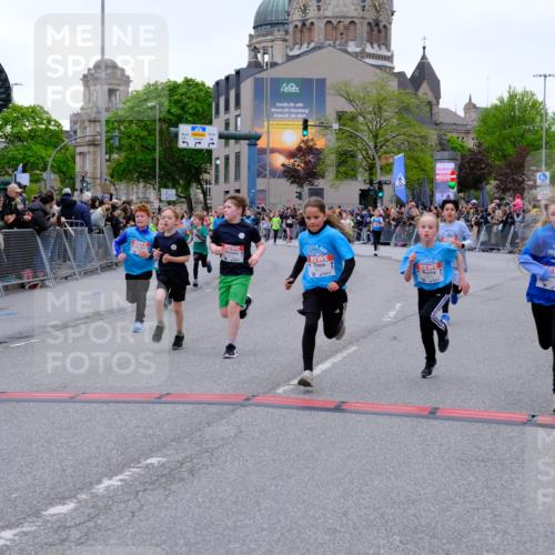25.04.2026 - Das Zehntel Tim E. http://msf.ph/oto/9576029 25.04.2026 10:55:34 Ziel 5034, 5035, 5039, 5195, 5420, 5443, 5578, 5583, 5696, 5697, 5721, 5747, 5756, 5790, 5791, 6006, 6034, 6067, 6412, 6433, 6526, 6552, 6586, 6813, 6871, 6876, 6884, 6946, 6952, 6953, 6965, 6999, 7115, 7132, 7161, 7228, 7244, 7466, 7518, 7835, 7875 meine-sportfotos.de