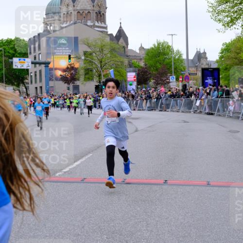 25.04.2026 - Das Zehntel Tim E. http://msf.ph/oto/9576038 25.04.2026 10:55:36 Ziel 5034, 5035, 5039, 5195, 5420, 5443, 5578, 5583, 5696, 5697, 5721, 5747, 5756, 5790, 5791, 6010, 6025, 6067, 6412, 6433, 6526, 6552, 6586, 6871, 6876, 6884, 6939, 6946, 6952, 6953, 6965, 6999, 7161, 7228, 7244, 7466, 7518, 7835 meine-sportfotos.de