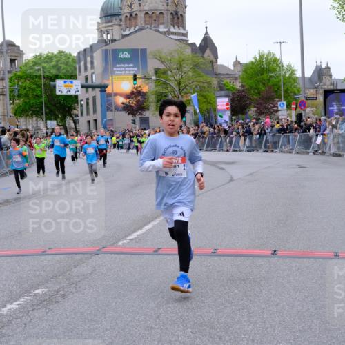 25.04.2026 - Das Zehntel Tim E. http://msf.ph/oto/9576041 25.04.2026 10:55:36 Ziel 5034, 5035, 5039, 5195, 5420, 5443, 5578, 5583, 5696, 5697, 5721, 5747, 5756, 5790, 5791, 6010, 6025, 6067, 6412, 6433, 6526, 6552, 6586, 6871, 6876, 6884, 6939, 6946, 6952, 6953, 6965, 6999, 7161, 7228, 7244, 7466, 7518, 7835 meine-sportfotos.de