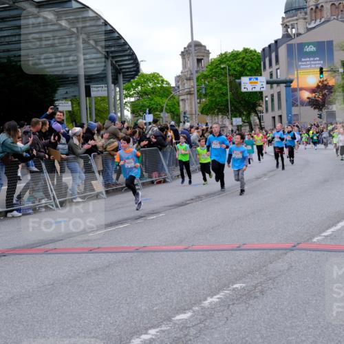 25.04.2026 - Das Zehntel Tim E. http://msf.ph/oto/9576050 25.04.2026 10:55:37 Ziel 5039, 5195, 5420, 5443, 5578, 5583, 5696, 5697, 5721, 5747, 5756, 5790, 5791, 5978, 6010, 6025, 6067, 6074, 6412, 6526, 6552, 6586, 6871, 6876, 6884, 6886, 6939, 6946, 6952, 6953, 6965, 6999, 7161, 7228, 7244, 7466, 7518, 7835, 7903, 8007 meine-sportfotos.de