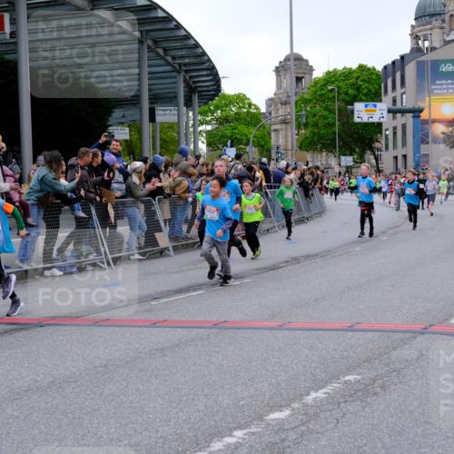25.04.2026 - Das Zehntel Tim E. http://msf.ph/oto/9576058 25.04.2026 10:55:39 Ziel 5039, 5195, 5226, 5229, 5420, 5443, 5578, 5583, 5696, 5741, 5747, 5790, 5791, 5872, 5978, 6010, 6025, 6074, 6093, 6412, 6552, 6586, 6871, 6876, 6884, 6886, 6939, 6946, 6952, 6953, 6999, 7228, 7518, 7835, 7903, 8007 meine-sportfotos.de
