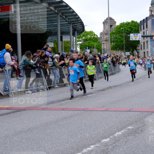 25.04.2026 - Das Zehntel Tim E. http://msf.ph/oto/9576060 25.04.2026 10:55:39 Ziel 5039, 5195, 5226, 5229, 5420, 5443, 5578, 5583, 5696, 5741, 5747, 5790, 5791, 5872, 5978, 6010, 6025, 6074, 6093, 6412, 6552, 6586, 6871, 6876, 6884, 6886, 6939, 6946, 6952, 6953, 6999, 7228, 7518, 7835, 7903, 8007 meine-sportfotos.de
