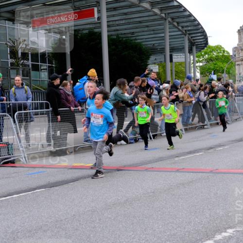 25.04.2026 - Das Zehntel Tim E. http://msf.ph/oto/9576065 25.04.2026 10:55:40 Ziel 5195, 5226, 5229, 5420, 5443, 5578, 5583, 5696, 5741, 5747, 5790, 5872, 5978, 6010, 6014, 6025, 6074, 6093, 6385, 6412, 6552, 6586, 6871, 6876, 6884, 6886, 6939, 6946, 7835, 7903, 8007 meine-sportfotos.de