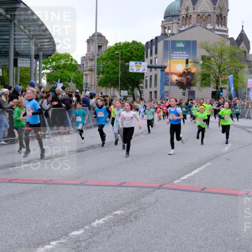 25.04.2026 - Das Zehntel Tim E. http://msf.ph/oto/9576070 25.04.2026 10:55:41 Ziel 5195, 5226, 5229, 5257, 5420, 5576, 5578, 5583, 5696, 5741, 5790, 5872, 5978, 6010, 6014, 6025, 6074, 6093, 6385, 6412, 6871, 6876, 6884, 6886, 6939, 6946, 7267, 7835, 7903, 8007 meine-sportfotos.de