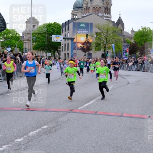 25.04.2026 - Das Zehntel Tim E. http://msf.ph/oto/9576081 25.04.2026 10:55:42 Ziel 5195, 5226, 5229, 5257, 5576, 5578, 5583, 5696, 5741, 5790, 5872, 5978, 6010, 6014, 6025, 6074, 6093, 6385, 6412, 6429, 6886, 6939, 6946, 7267, 7827, 7835, 7903, 8007 meine-sportfotos.de