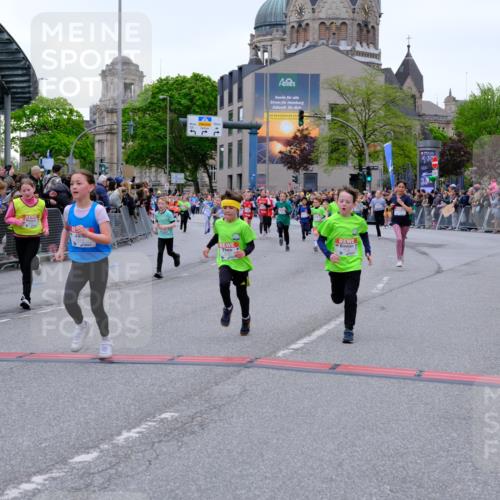 25.04.2026 - Das Zehntel Tim E. http://msf.ph/oto/9576083 25.04.2026 10:55:43 Ziel 5195, 5226, 5229, 5257, 5576, 5741, 5790, 5872, 5978, 6010, 6014, 6025, 6074, 6093, 6385, 6429, 6886, 6939, 6946, 7267, 7801, 7803, 7827, 7835, 7903, 8007 meine-sportfotos.de
