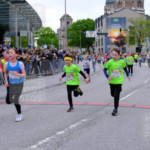 25.04.2026 - Das Zehntel Tim E. http://msf.ph/oto/9576089 25.04.2026 10:55:43 Ziel 5195, 5226, 5229, 5257, 5576, 5741, 5790, 5872, 5978, 6010, 6014, 6025, 6074, 6093, 6385, 6429, 6886, 6939, 6946, 7267, 7801, 7803, 7827, 7835, 7903, 8007 meine-sportfotos.de