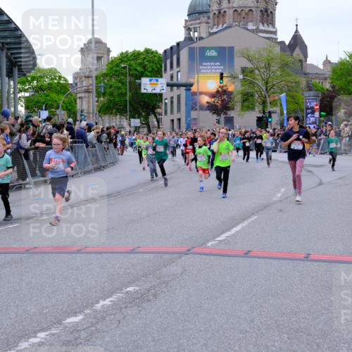 25.04.2026 - Das Zehntel Tim E. http://msf.ph/oto/9576095 25.04.2026 10:55:44 Ziel 5226, 5229, 5257, 5513, 5576, 5741, 5790, 5872, 5978, 6010, 6014, 6025, 6074, 6093, 6224, 6385, 6429, 6886, 6939, 6946, 7267, 7288, 7801, 7803, 7827, 7835, 7903, 8007 meine-sportfotos.de