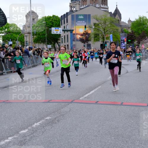 25.04.2026 - Das Zehntel Tim E. http://msf.ph/oto/9576098 25.04.2026 10:55:46 Ziel 5226, 5229, 5257, 5319, 5322, 5325, 5326, 5342, 5513, 5576, 5741, 5790, 5872, 5978, 6010, 6014, 6025, 6074, 6093, 6224, 6385, 6429, 6663, 6886, 6939, 6946, 7267, 7288, 7468, 7702, 7712, 7715, 7801, 7803, 7827, 7903, 8007 meine-sportfotos.de