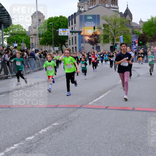 25.04.2026 - Das Zehntel Tim E. http://msf.ph/oto/9576099 25.04.2026 10:55:46 Ziel 5226, 5229, 5257, 5319, 5322, 5325, 5326, 5342, 5513, 5576, 5741, 5790, 5872, 5978, 6010, 6014, 6025, 6074, 6093, 6224, 6385, 6429, 6663, 6886, 6939, 6946, 7267, 7288, 7468, 7702, 7712, 7715, 7801, 7803, 7827, 7903, 8007 meine-sportfotos.de