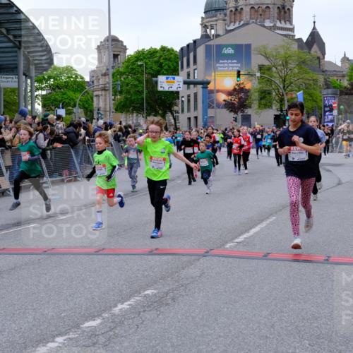 25.04.2026 - Das Zehntel Tim E. http://msf.ph/oto/9576102 25.04.2026 10:55:46 Ziel 5226, 5229, 5257, 5319, 5322, 5325, 5326, 5342, 5513, 5576, 5741, 5790, 5872, 5978, 6010, 6014, 6025, 6074, 6093, 6224, 6385, 6429, 6663, 6886, 6939, 6946, 7267, 7288, 7468, 7702, 7712, 7715, 7801, 7803, 7827, 7903, 8007 meine-sportfotos.de