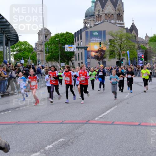 25.04.2026 - Das Zehntel Tim E. http://msf.ph/oto/9576122 25.04.2026 10:55:49 Ziel 5226, 5229, 5257, 5319, 5322, 5325, 5326, 5342, 5507, 5511, 5513, 5576, 5741, 5872, 5978, 6014, 6074, 6093, 6189, 6224, 6385, 6429, 6663, 6713, 6886, 6989, 7005, 7131, 7250, 7267, 7288, 7319, 7468, 7592, 7702, 7712, 7715, 7801, 7803, 7827, 7903, 8007 meine-sportfotos.de