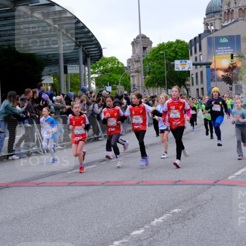 25.04.2026 - Das Zehntel Tim E. http://msf.ph/oto/9576131 25.04.2026 10:55:50 Ziel 5226, 5229, 5257, 5319, 5322, 5325, 5326, 5342, 5495, 5505, 5507, 5511, 5513, 5576, 5644, 5741, 5872, 6014, 6093, 6189, 6224, 6385, 6429, 6663, 6713, 6989, 7005, 7131, 7250, 7267, 7288, 7319, 7468, 7592, 7702, 7712, 7715, 7801, 7803, 7827 meine-sportfotos.de