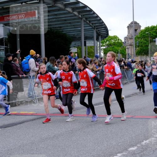 25.04.2026 - Das Zehntel Tim E. http://msf.ph/oto/9576140 25.04.2026 10:55:51 Ziel 5257, 5319, 5322, 5325, 5326, 5342, 5495, 5505, 5507, 5511, 5513, 5576, 5644, 6011, 6013, 6014, 6031, 6093, 6189, 6224, 6385, 6429, 6663, 6713, 6989, 7005, 7131, 7250, 7267, 7288, 7319, 7368, 7369, 7468, 7592, 7702, 7712, 7715, 7801, 7803, 7827 meine-sportfotos.de