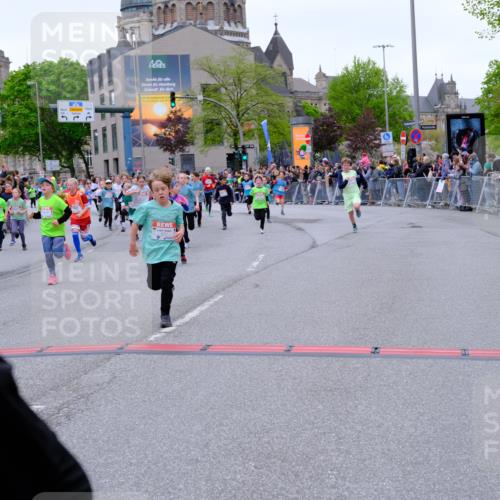 25.04.2026 - Das Zehntel Tim E. http://msf.ph/oto/9576168 25.04.2026 10:55:56 Ziel 5080, 5270, 5319, 5322, 5325, 5326, 5342, 5495, 5505, 5507, 5511, 5513, 5585, 5644, 5646, 5870, 6011, 6013, 6031, 6189, 6224, 6663, 6702, 6705, 6713, 6989, 7005, 7074, 7131, 7250, 7266, 7288, 7309, 7310, 7317, 7319, 7368, 7369, 7389, 7468, 7592, 7638, 7702, 7712, 7715, 7821, 7842, 7878, 8012, 8066 meine-sportfotos.de