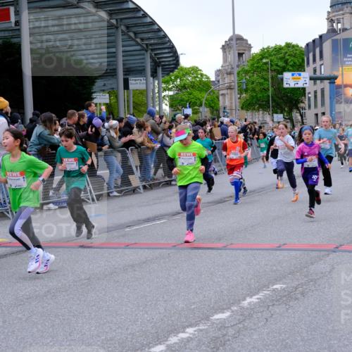 25.04.2026 - Das Zehntel Tim E. http://msf.ph/oto/9576179 25.04.2026 10:55:58 Ziel 5080, 5156, 5270, 5319, 5322, 5325, 5326, 5495, 5505, 5507, 5511, 5585, 5644, 5646, 5692, 5711, 5870, 6011, 6013, 6031, 6189, 6475, 6663, 6702, 6705, 6713, 6918, 6989, 7005, 7074, 7131, 7203, 7226, 7250, 7266, 7309, 7310, 7317, 7319, 7368, 7369, 7389, 7468, 7555, 7592, 7638, 7702, 7712, 7715, 7821, 7842, 7878, 8012, 8066 meine-sportfotos.de