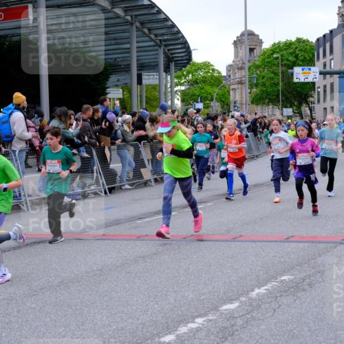 25.04.2026 - Das Zehntel Tim E. http://msf.ph/oto/9576181 25.04.2026 10:55:58 Ziel 5080, 5156, 5270, 5319, 5322, 5325, 5326, 5495, 5505, 5507, 5511, 5585, 5644, 5646, 5692, 5711, 5870, 6011, 6013, 6031, 6189, 6475, 6663, 6702, 6705, 6713, 6918, 6989, 7005, 7074, 7131, 7203, 7226, 7250, 7266, 7309, 7310, 7317, 7319, 7368, 7369, 7389, 7468, 7555, 7592, 7638, 7702, 7712, 7715, 7821, 7842, 7878, 8012, 8066 meine-sportfotos.de